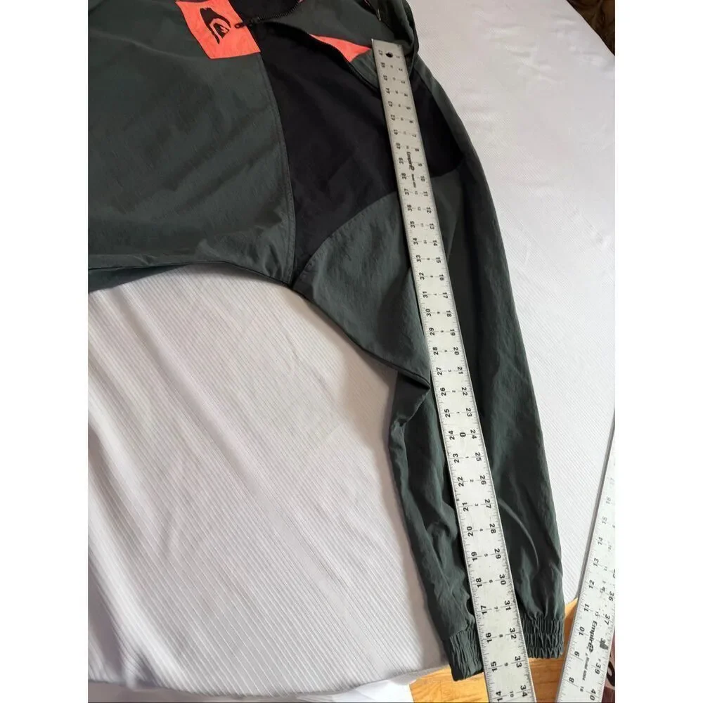 Quiksilver Men’s Vintage Y2k Pullover Windbreaker Jacket Size XL